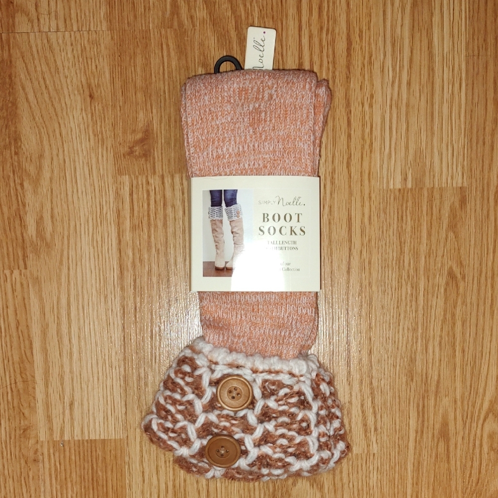 Simply Noelle Tan and White Boot Socks